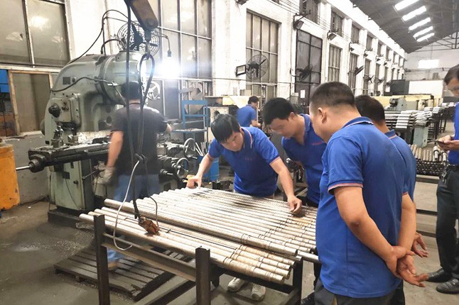 鄭州市神龍泵業(yè)有限公司每周對(duì)各個(gè)工序進(jìn)行質(zhì)量監(jiān)督檢驗(yàn)的現(xiàn)場(chǎng)。